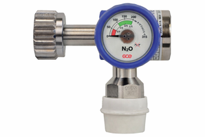 GCE MediReg 100 Lachgas-Druckminderer mit Manometer, G-3/8-Flaschenanschluss und DIN-Geräteabgang